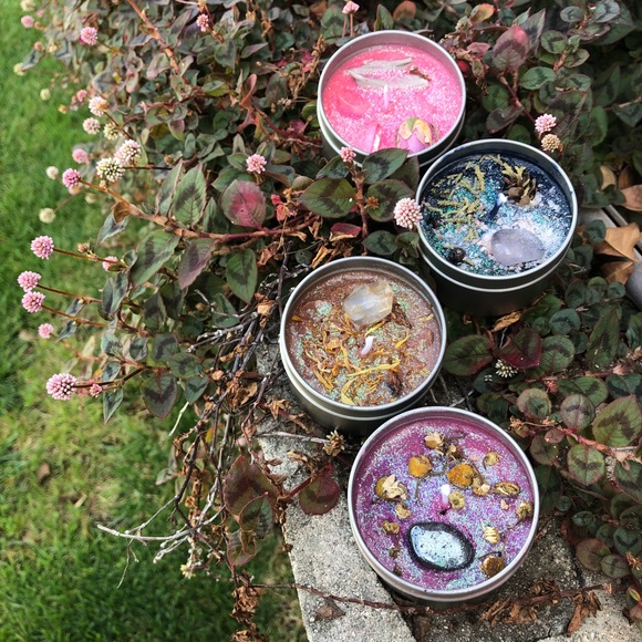 HOST PICK ❤️ Custom Essential Oil Candle - Picture 1 of 8